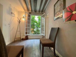 Notre-Dame - Studio - 0