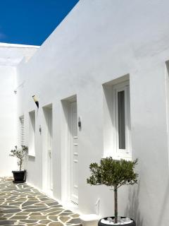 Aelia Rooms & Apartments - Ios Chora - 0