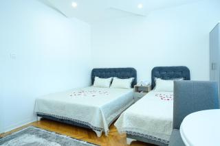 Evergreen Apartments - 1