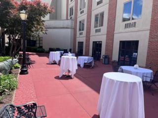 DoubleTree by Hilton Bloomington - 7