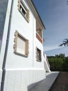 Alt Penedes, terra de vinya, sol, aigua i muntanya - Torrellas de Foix - 3