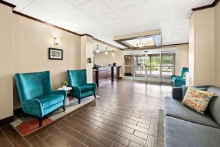 Comfort Suites Abingdon I-81 - Abingdon - 4