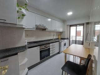 4L - Ourense Centro con garaje - Ourense - 3