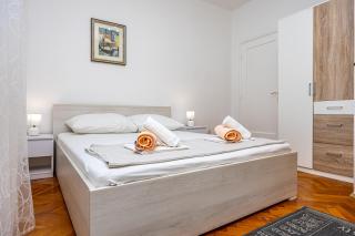Double Bedroom Seaview - Crikvenica - 4