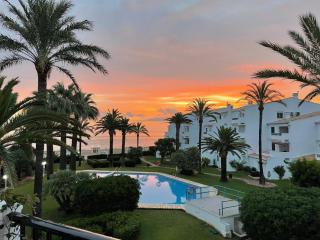 Primerísima línea de playa en Denia - Denia - 0