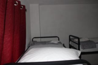 Crew Hostel Tirana - Tirana - 6