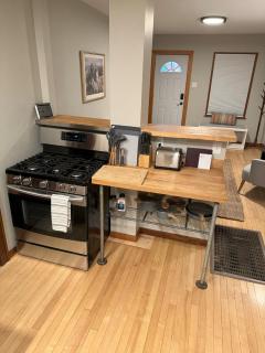 Just 3 Blocks From Main Street Of Downtown Bozeman With Large Private Yard! - Bozeman - 7
