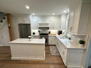Beautifully Renovated 2 Bed 2 Bath Private Home - 9