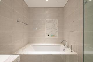 SmartStay at Opera Grand - Stunning Burj Khalifa Views - Brand New Luxury Residences - 1