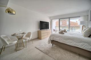 Sublime Studio TERRASSE, Edith Cavell- proche CROISETTE A0B196 - 3