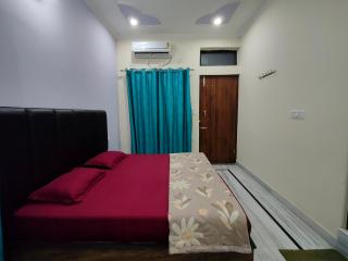 Deepak Homestay - 9