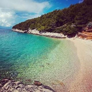 Robinson Medvidina Bay Petra - Zastražišće - 9