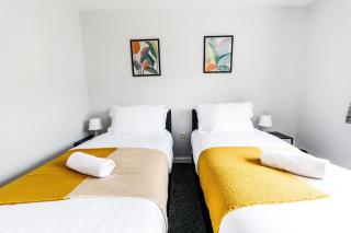 2Bed Garden & Private Parking Near A19 - Perfect for Contractors - 8