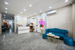 Sunrise Airport Hotel - 8