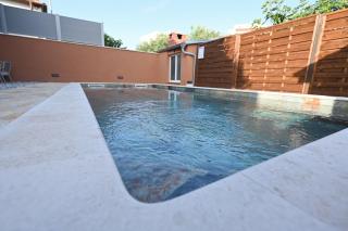 Brane Apartments with shared swimming pool - 4