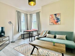 Long stays by Tailored Accommodation - 5-Bedroom Home at Carnglas Charm Retreat - Sketty - 2