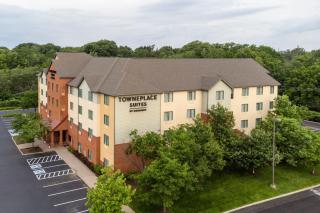 TownePlace Suites by Marriott Erie - Erie - 1