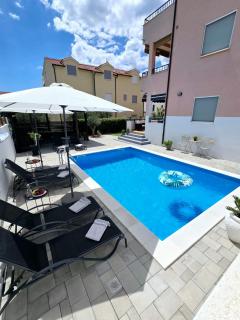 Apartment Alicia with private pool - Vodice - 8