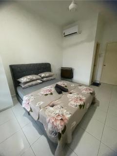 Teratak DSuza Homestay - 3