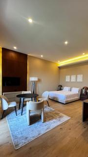 Sea Breeze White Residence Apart Hotel - Bakoe - 8