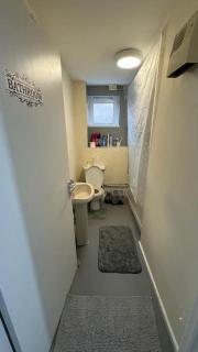 City Stay-Room to rent in Town - 4