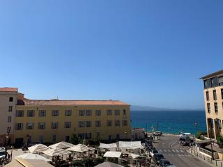 Le Laetitia - appartement de charme dans la vieille ville avec vue mer - Ajaccio - 9