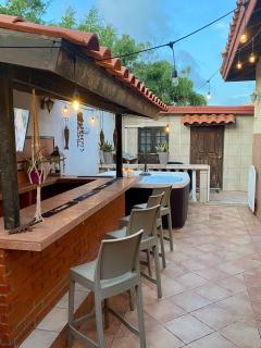 3-bedroom villa with a jacuzzi - Noord - 6