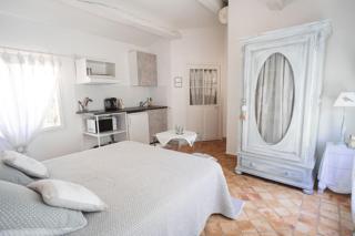 Charming studio in the peace and quiet of Provence - 6