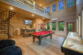 Pet friendly family cabin with firepit creek outdoor kitchen playset & more - Broken Bow - 9