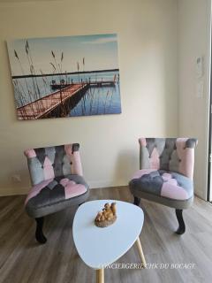 Le Petit Ecureuil charmant gîte jardin terrasse - 9