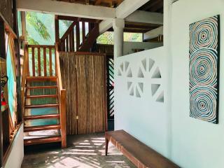 Modern 2 Story House with Volcano View - Santa Teresa - 6