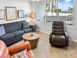 IS9-Cozy Upstairs Beachfront Condo - King Beds - Fort Walton Beach - 4