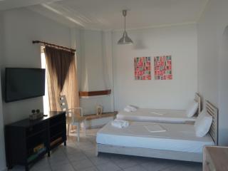 Sea Side House Kourouta - 3