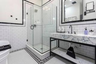 Historic District Hideaway. 4bed - 6