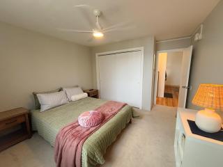 Private Two Bedroom Waikiki Getaway condo - Honolulu - 8