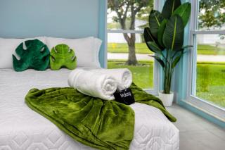 Hibiscus16 Heated Pool, Near Beach, Farmer Markets, Tampa, Clearwater, Pinellas Park, Pickleball, Tennis - Largo - 1