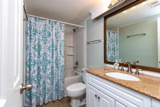 The Whaler D5 - Gulf Shores - 2