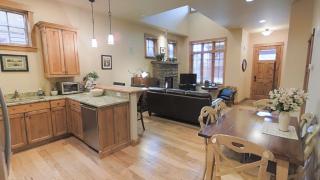 This Townhouse In Legend's On Bridger Creek Is Beautifully Finished - 7