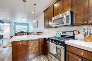 Nevis at Newpark Unit 4 - Park City - 1