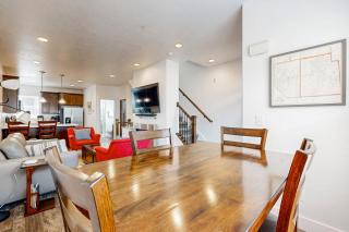 Nevis at Newpark Unit 4 - Park City - 4