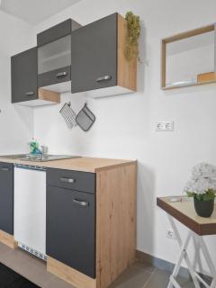 Stockerau Comfort Studio 1BR for 2 - 7