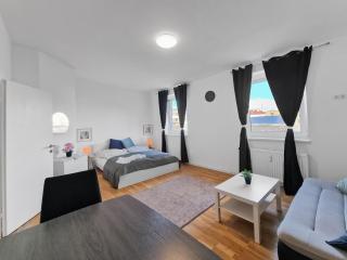 Stockerau Comfort Studio 1BR for 2 - 3