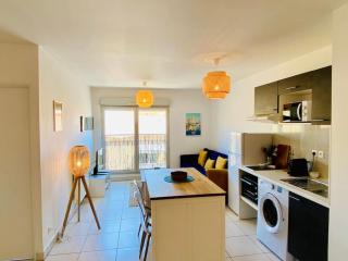 ''Loulou'' T1 moderne et lumineux, centre ville, wifi, parking - 0