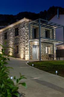 Vivari Stone House - 4