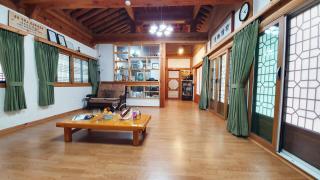 Suncheon Sagyejeol Haeoreum Hanok Pension - 7