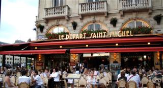 Paris 5e arr Place Saint Michel - 1