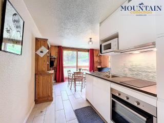 Charmant Studio Rénové 5 Pers, Balcon Sud, Skis aux Pieds, Piscine Chauffée, Près Commerces et ESF - FR-1-267-192 - Le Corbier - 8