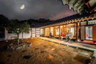 Boryeong dalitteumyeonkkochipigo Hanok Stay - Boryeong - 0