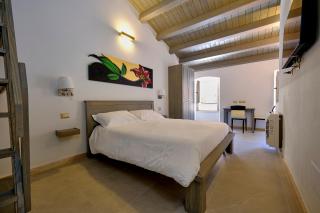 ZENITH Rooms - Iglesias - 9
