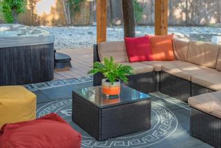 Hot tub retreat with tree deck near Six Flags - 3